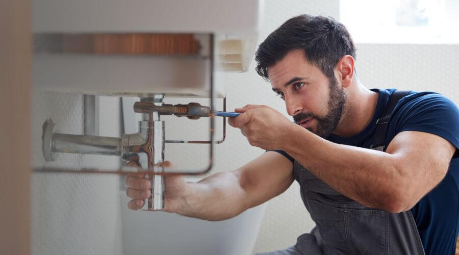 Sink pipe leak repair in Derry, NM